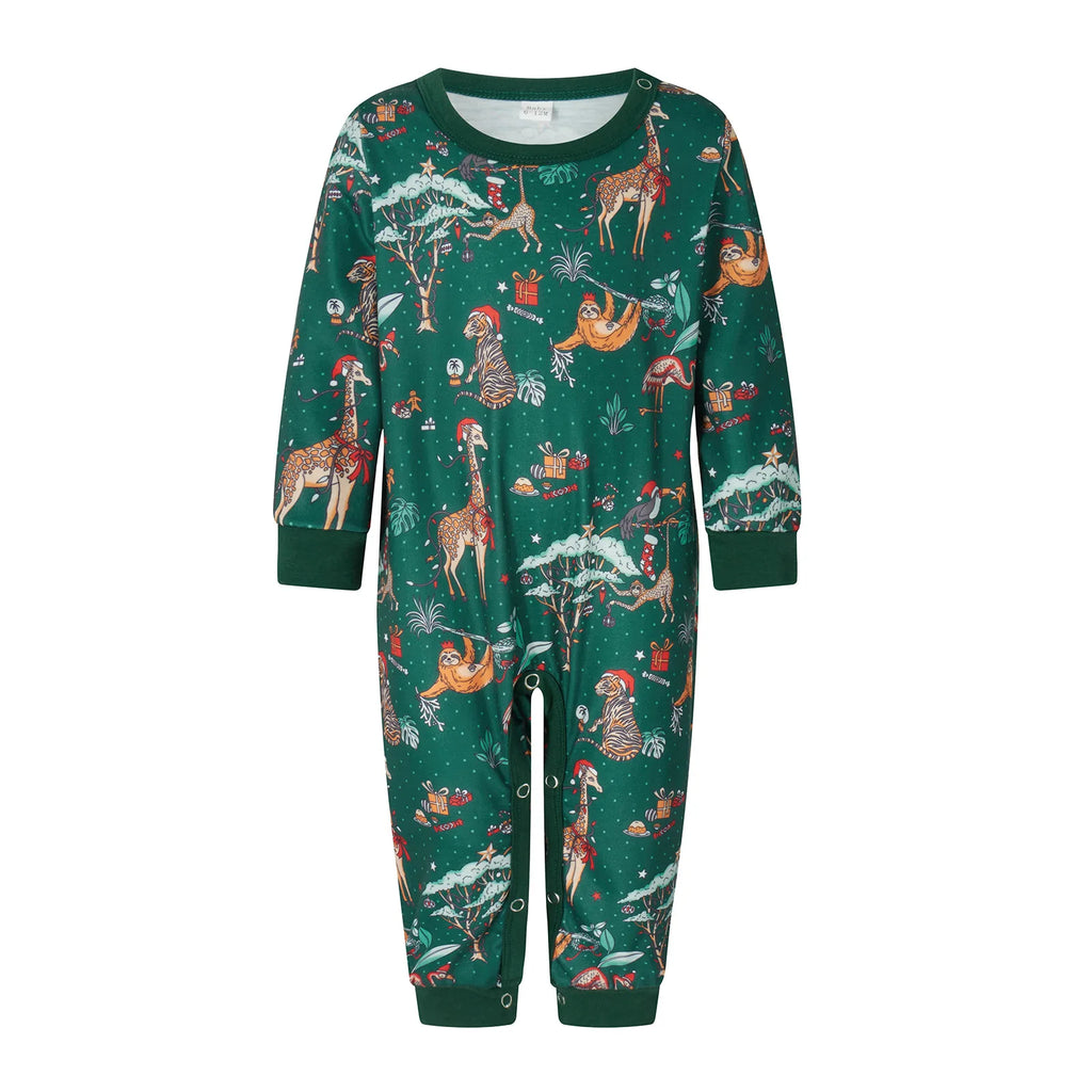Grön julpyjamas med djurmotiv
